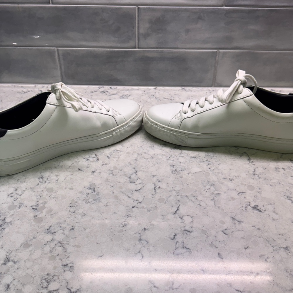 Givenchy Women’s Perforated Urban Street CLassic Calf Leather White SZ 7 🔥🔥🔥 - Picture 9 of 12